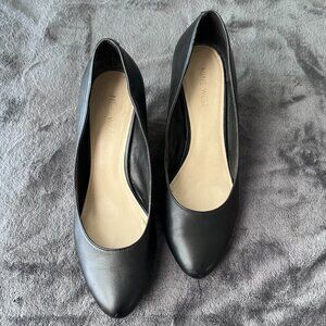 Closet Clean Out Sale!!  Nine West Black Leather Jazzin Wedges Size 8.5